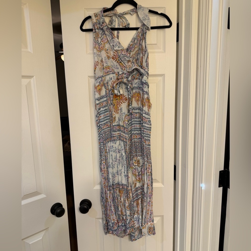 Olivaceous Halter Jumpsuit Floral Size M - Picture 2 of 6